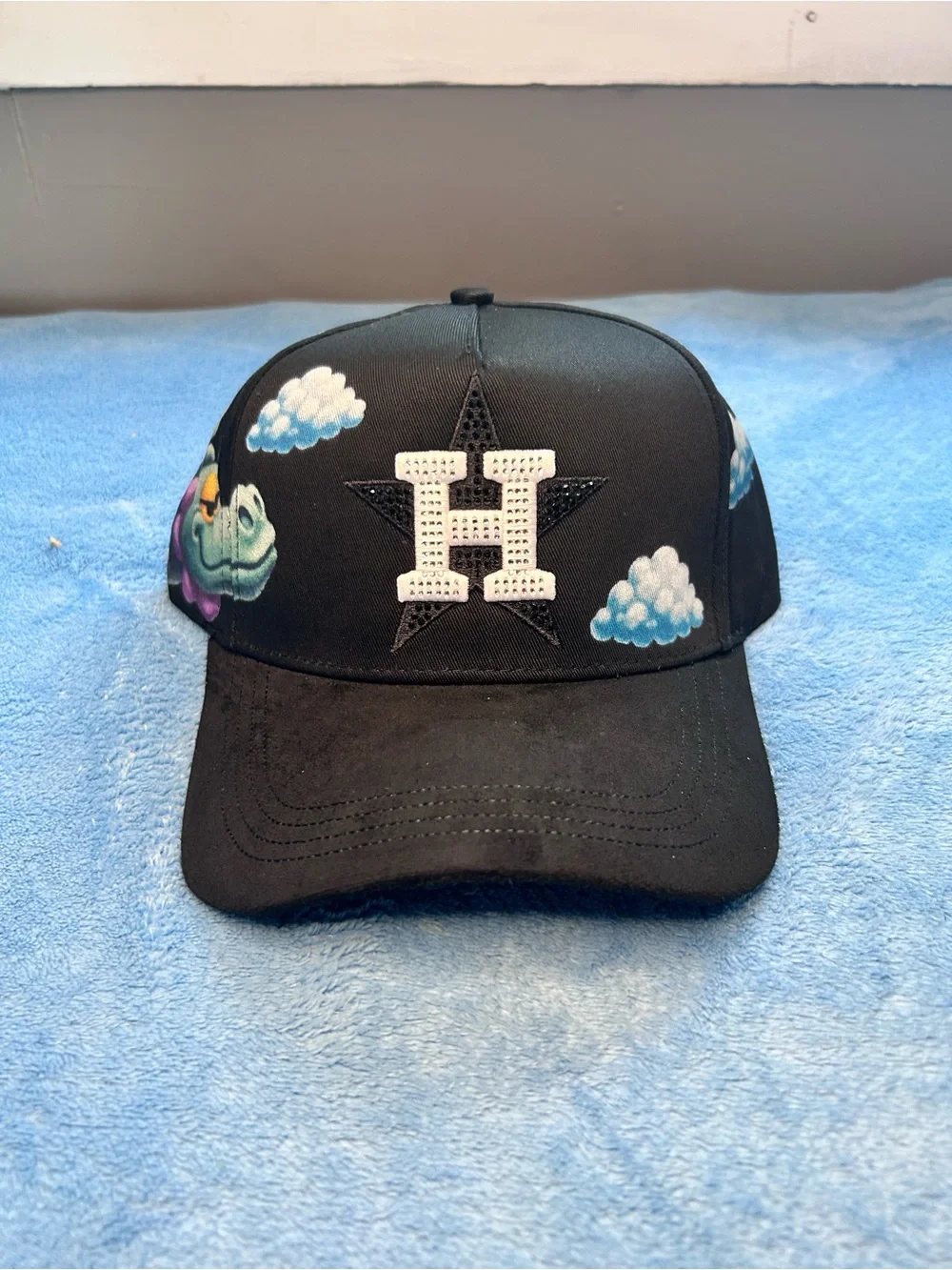 Kids Black Embroidered 'H' Star Baseball Cap with Cloud Accents